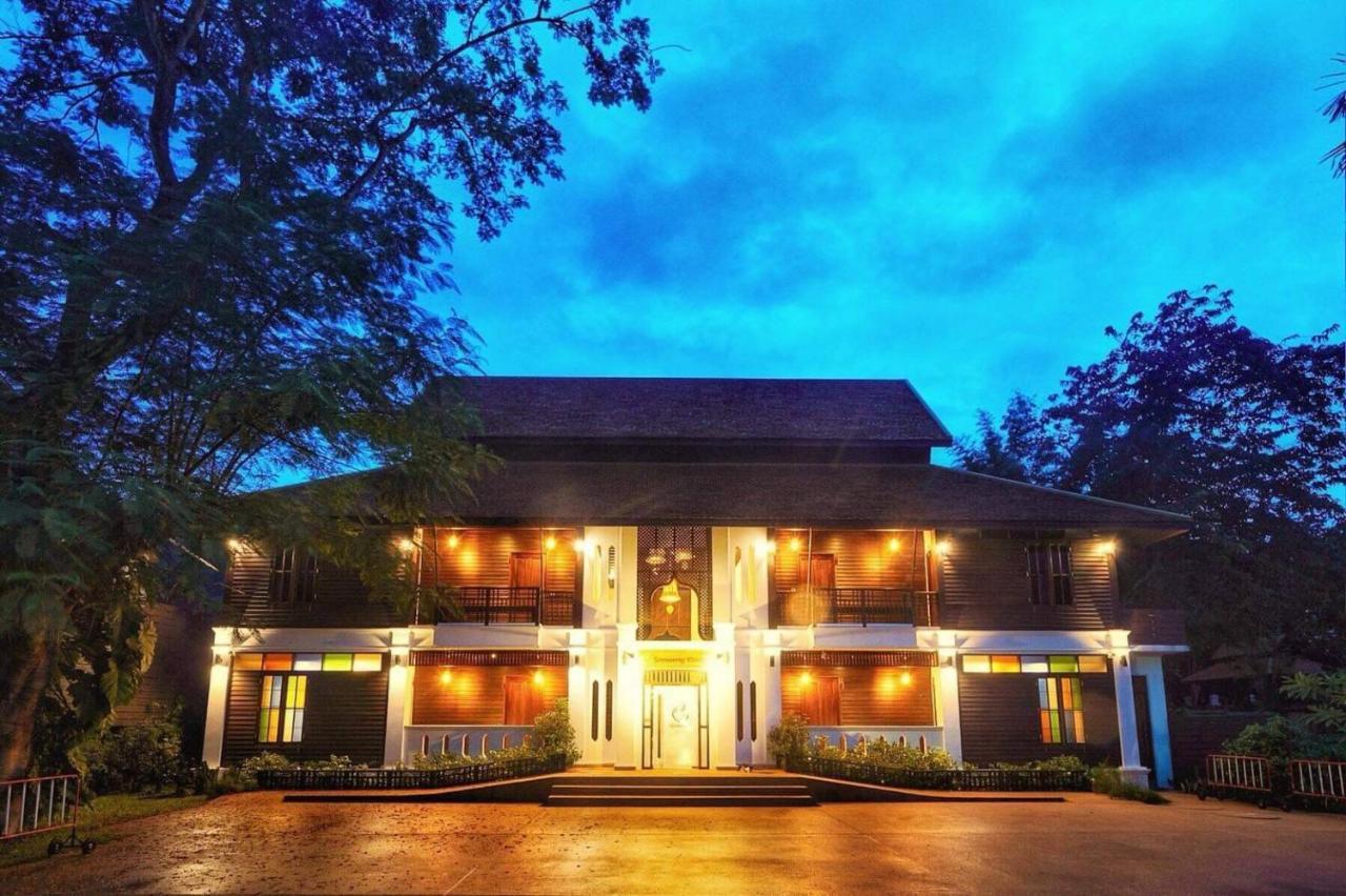 คุ้มสะเมิง-Samoeng Center Hotel Exterior photo